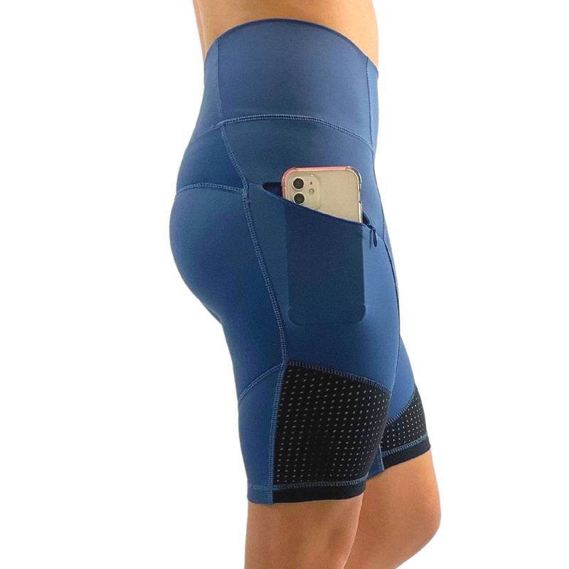 Biker shorts with mesh and pockets in ensign blue