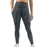 Full length leggings with pockets in black print
