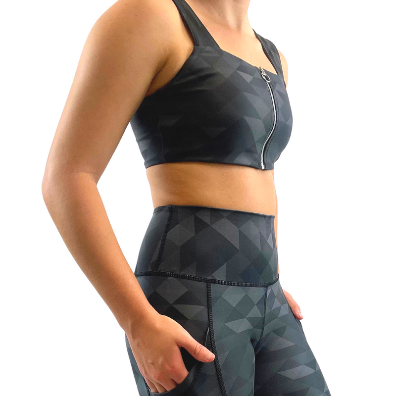 Zip sports bra in black print